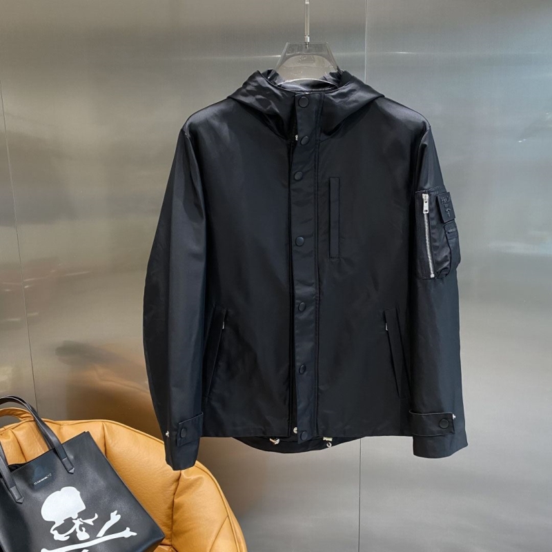 Pra*a outwear
